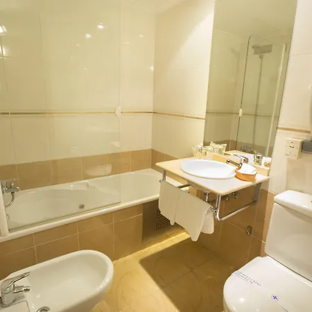 Ξενοδοχείο Reyes Catolicos *