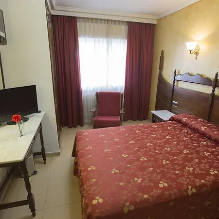 Reyes Catolicos Otel Salamanca